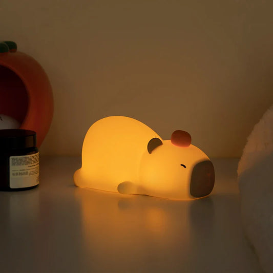 Sleepy Capy Lamp